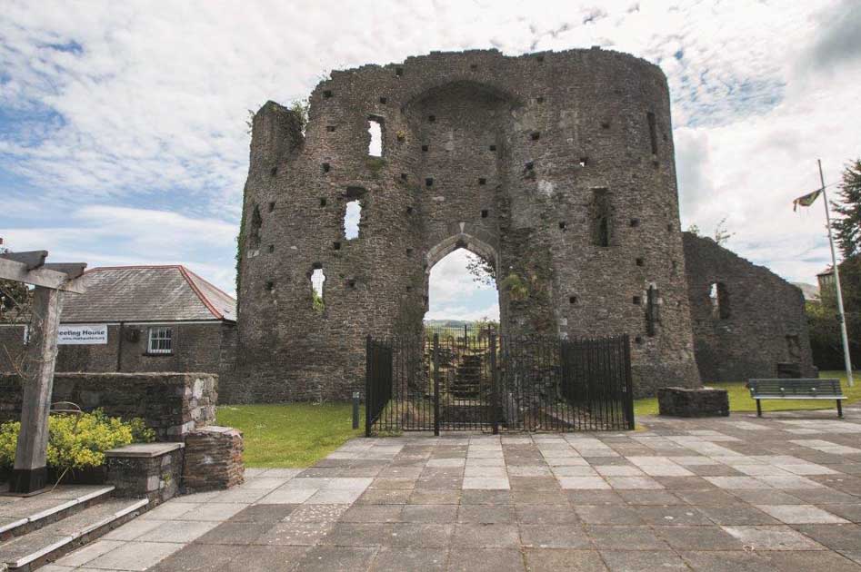 Neath Castle The Castle Guide